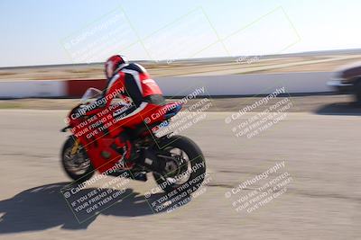 media/Nov-03-2025-Lets Ride (Mon) [[4d74c1c4d3]]/B Group/Grid/